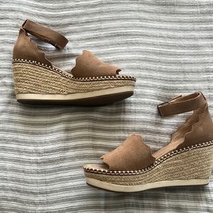 Size 7 Crown Vintage Espadrilles